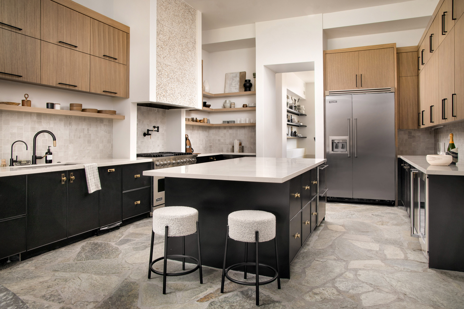 Iconic Design + Build black and wood kitche red winner